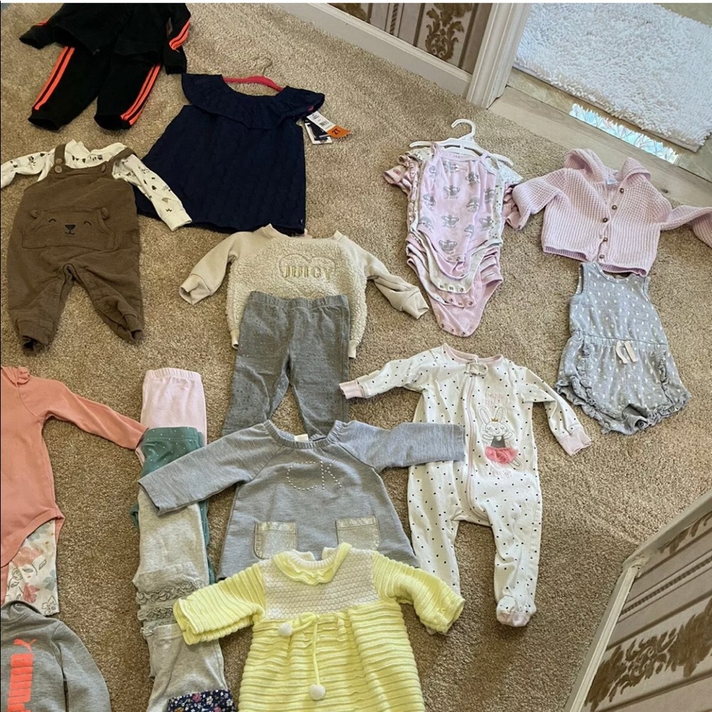 Clothes - Picture 2 of 4